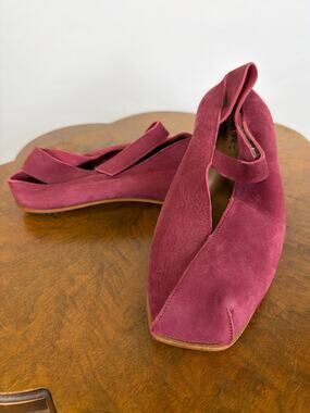 CYDWOQ Red Suede Asymmetrical Shoes Adjustable Strap Leather Sole Size 41 USA